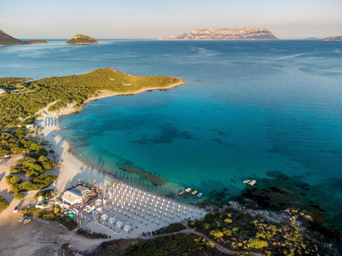 Spiaggia Bianca Pedra Rosa - Your House In Sardinia Golfo Aranci Exterior photo