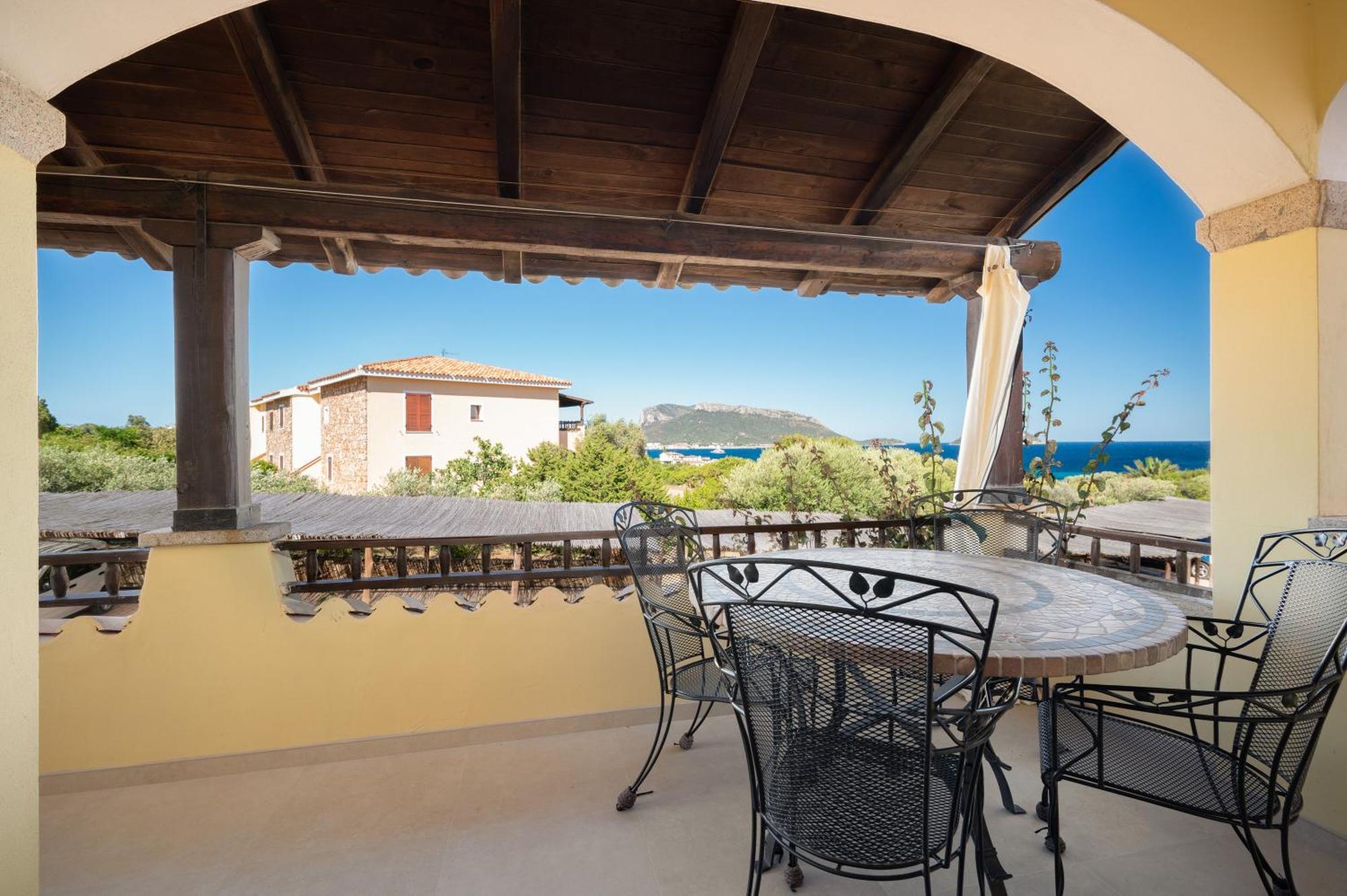 Spiaggia Bianca Pedra Rosa - Your House In Sardinia Golfo Aranci Room photo